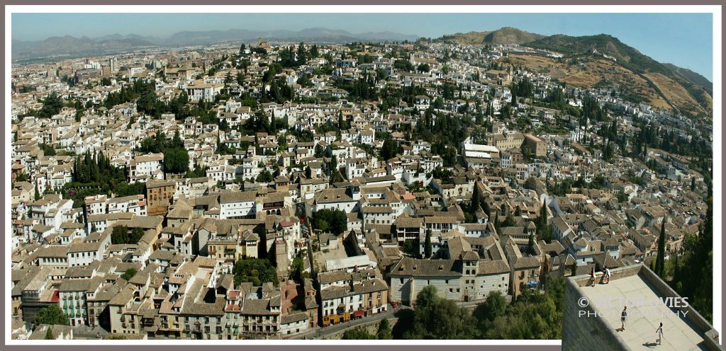 The Arms Tower offers and spectacular view over the Albaicín and Granada